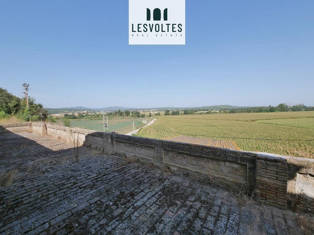 5 bedroom Villa for sale in La Bisbal d'Emporda with garage - € 1,200,000 (Ref: 10081980)