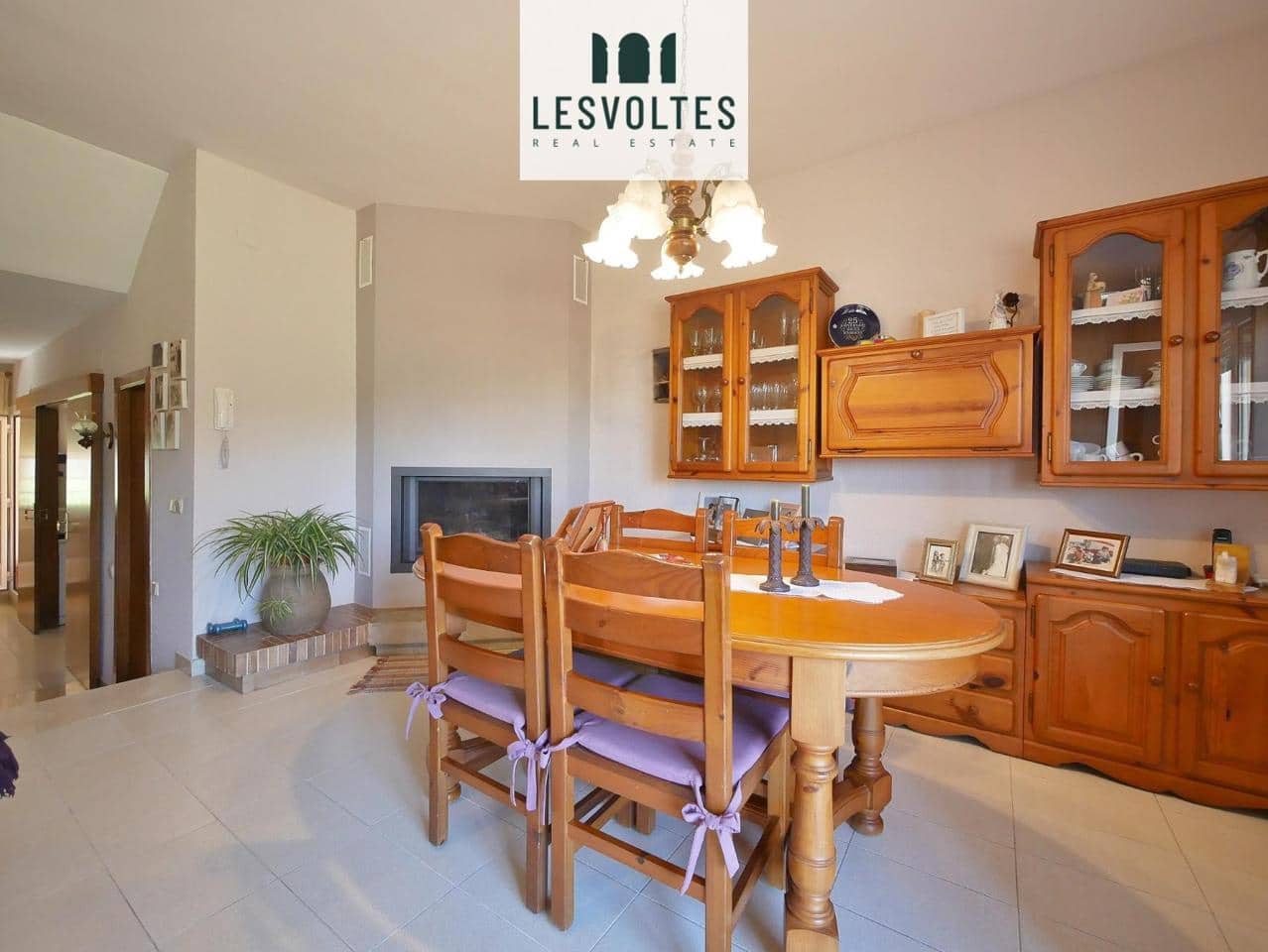 5 bedroom Villa for sale in Palafrugell with garage - € 445,000 (Ref: 10081981)