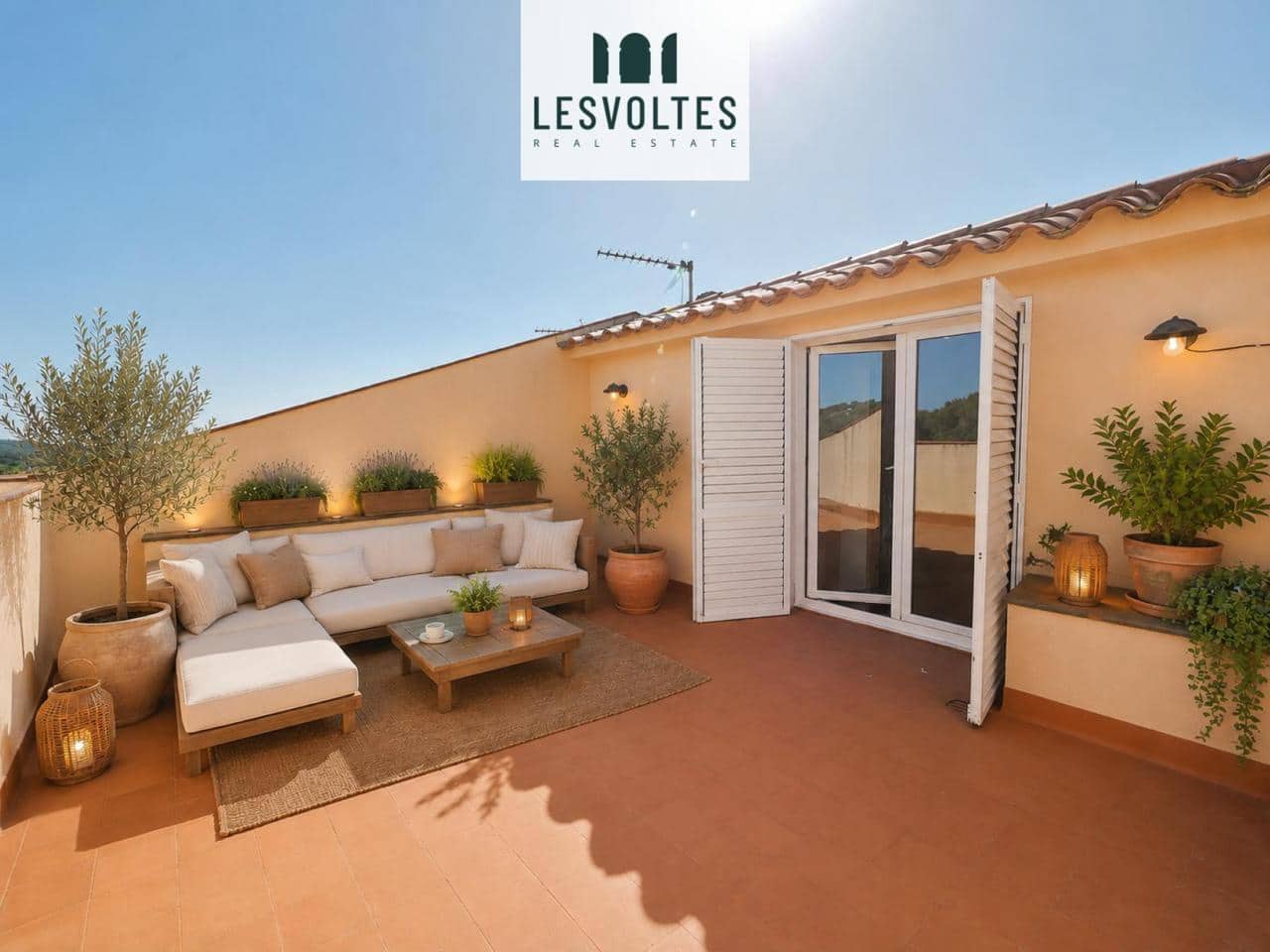 5 bedroom Villa for sale in Palafrugell with garage - € 445,000 (Ref: 10081981)