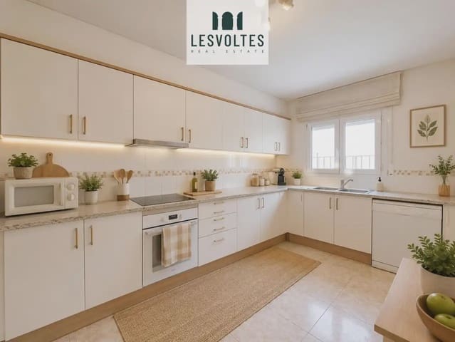 3 sovrum Hus till salu i Palafrugell med garage - 390 000 € (Ref: 10081982)