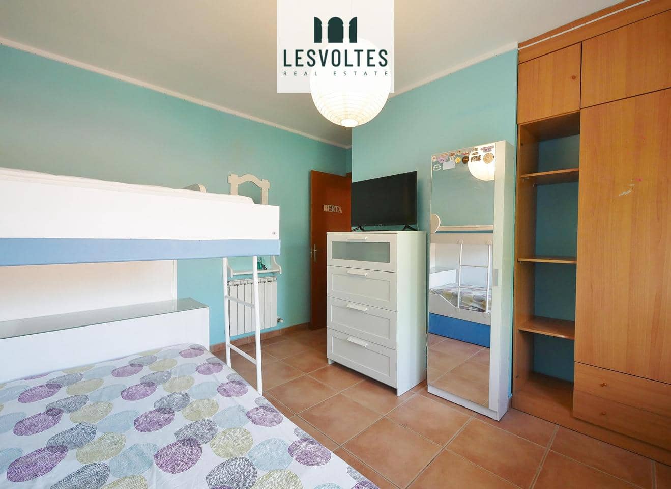 4 bedroom Villa for sale in Vall-llobrega with garage - € 347,000 (Ref: 10081984)