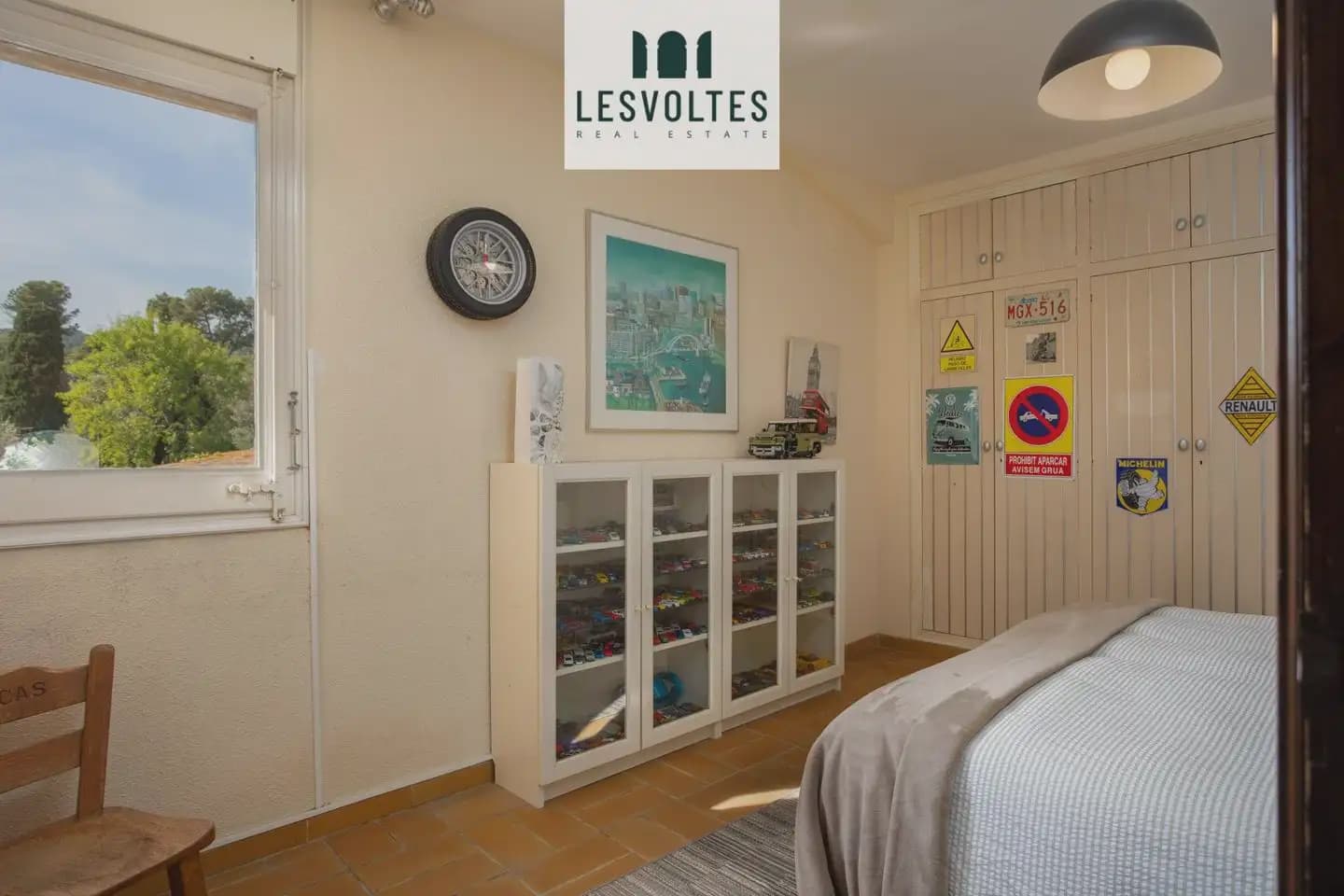 5 makuuhuone Maalaistalo myytävänä paikassa Vall-llobrega mukana uima-altaan 
autotalli - 1 585 000 € (Ref: 10081985)