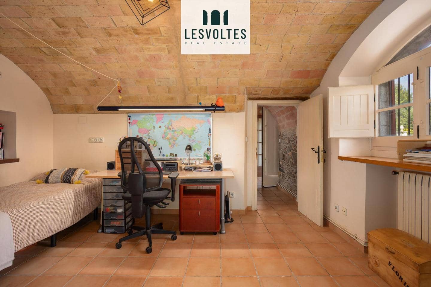 5 bedroom Villa for sale in Vall-llobrega with pool garage - € 1,585,000 (Ref: 10081985)