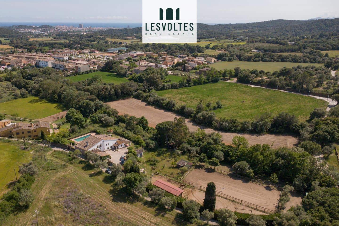 5 bedroom Villa for sale in Vall-llobrega with pool garage - € 1,585,000 (Ref: 10081985)