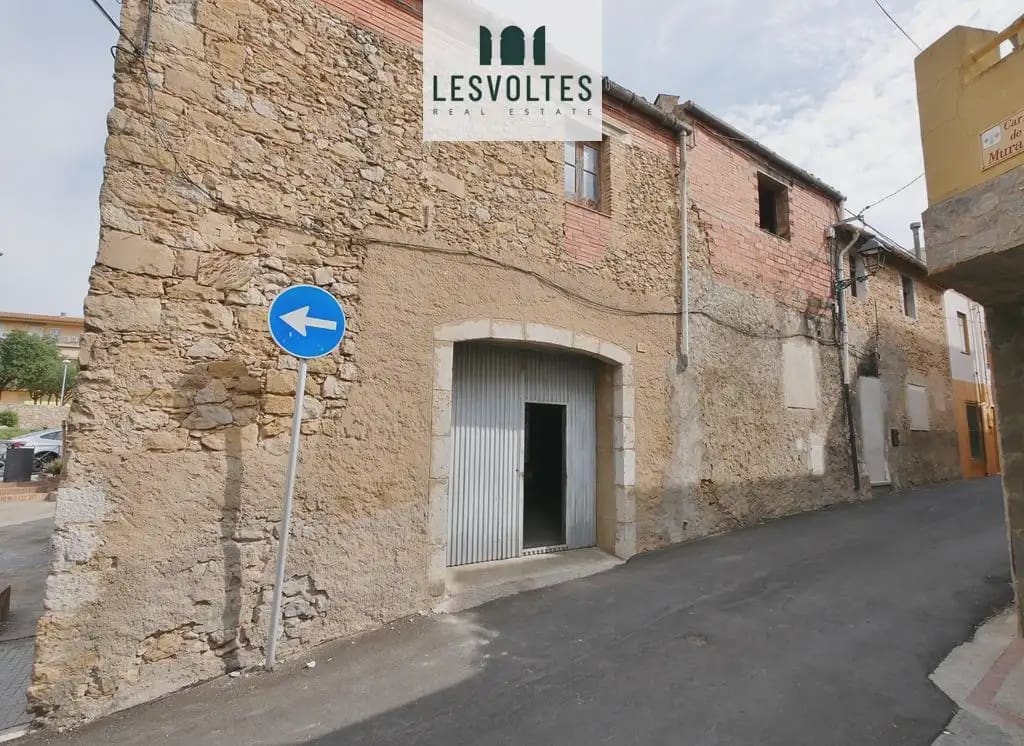 4 chambre Maison de Ville à vendre à Torroella de Montgri - 298 000 € (Ref: 10081986)