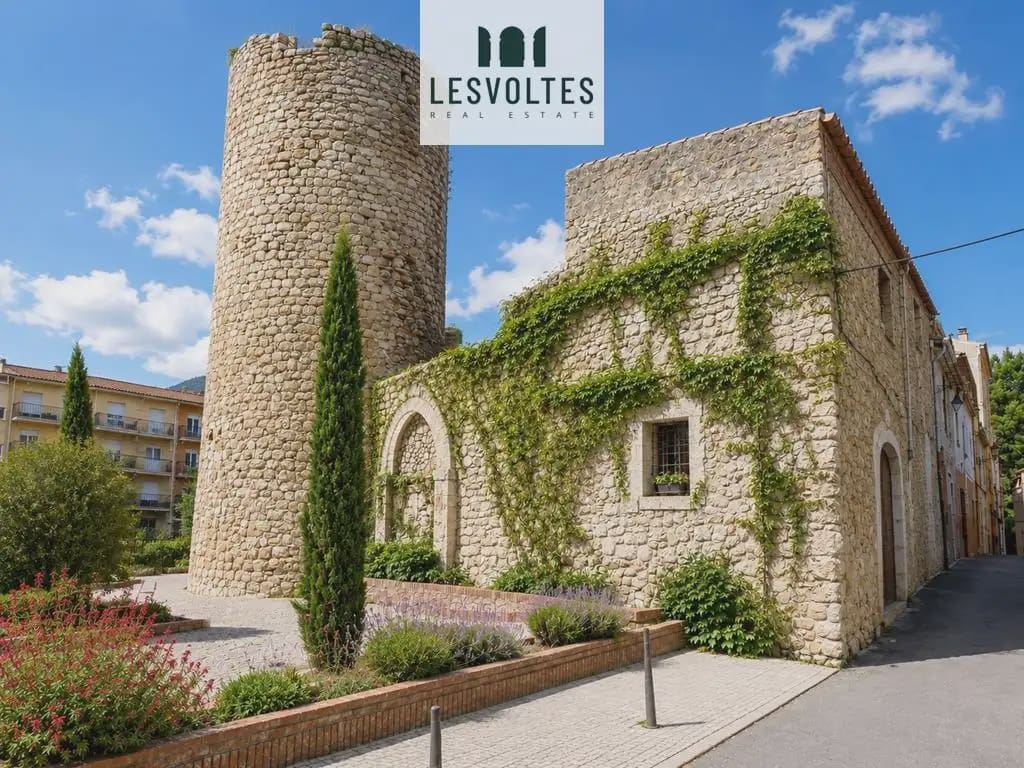 4 chambre Maison de Ville à vendre à Torroella de Montgri - 298 000 € (Ref: 10081986)