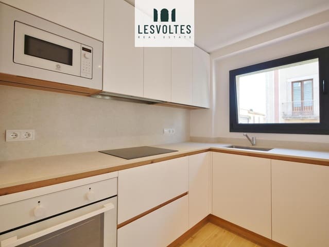 3 soveværelse Lejlighed til leje i Palafrugell - € 910 (Ref: 10086519)