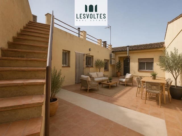 Chalet de 4 habitaciones en Palafrugell en venta con garaje - 325.000 € (Ref: 10086522)