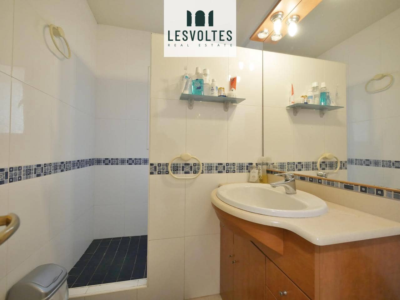 4 slaapkamer Villa te koop in Palafrugell met garage - € 325.000 (Ref: 10086522)