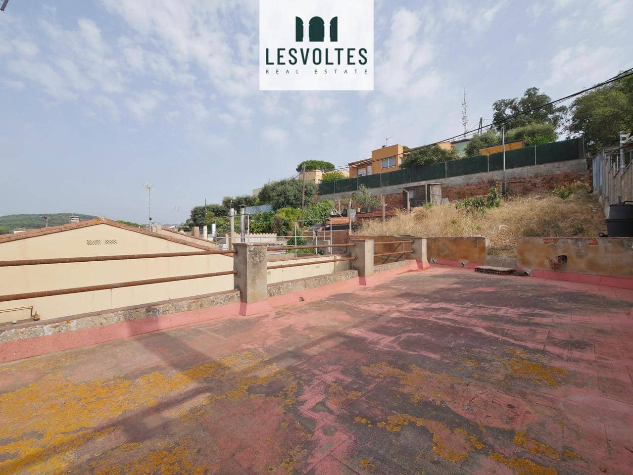 4 slaapkamer Villa te koop in Palafrugell met garage - € 325.000 (Ref: 10086522)