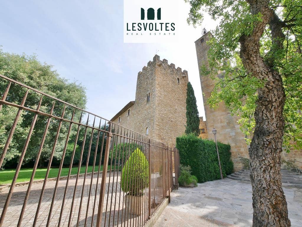 4 quarto Moradia para venda em Vulpellac com piscina - 690 000 € (Ref: 10086526)