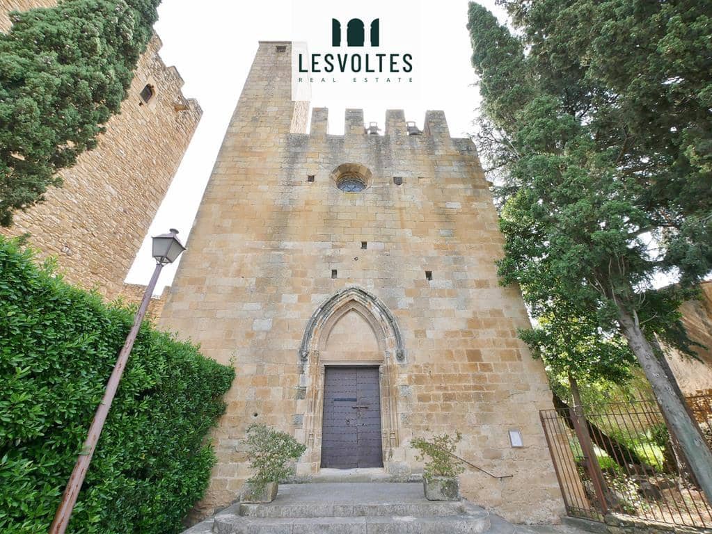 4 quarto Moradia para venda em Vulpellac com piscina - 690 000 € (Ref: 10086526)