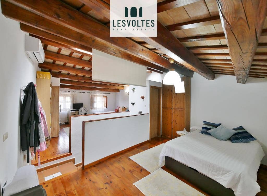 Chalet de 3 habitaciones en La Bisbal d'Empordà en venta - 255.000 € (Ref: 10086529)