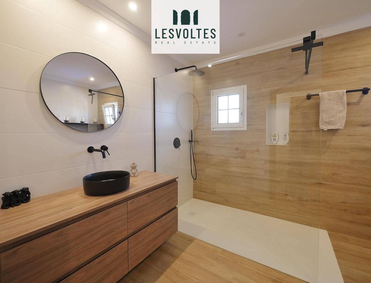 Chalet de 4 habitaciones en Mont-ras en venta con piscina garaje - 630.000 € (Ref: 10086531)