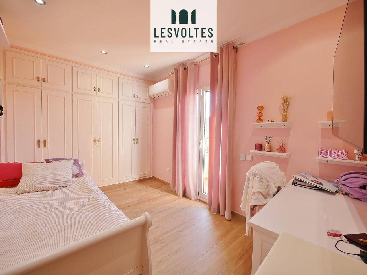 Chalet de 4 habitaciones en Mont-ras en venta con piscina garaje - 630.000 € (Ref: 10086531)