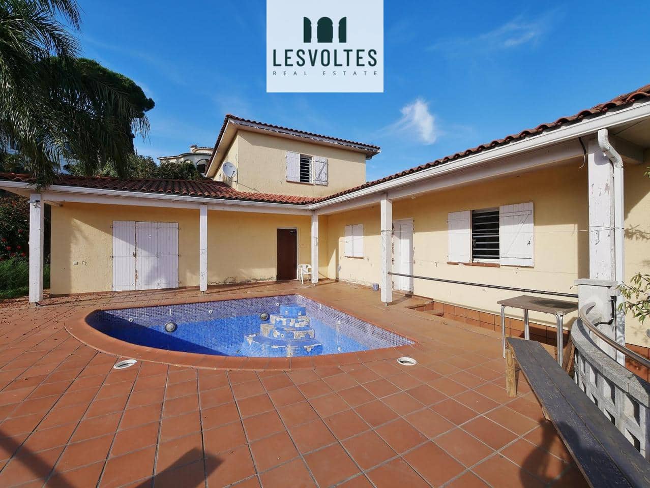 4 chambre Villa/Maison à vendre à Calonge i Sant Antoni avec piscine - 325 000 € (Ref: 10086535)