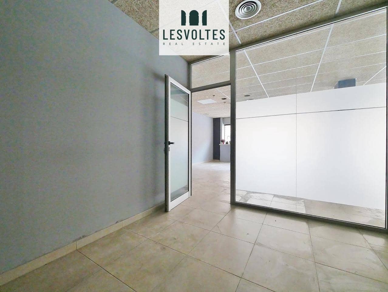 3 bedroom Business for rent in Palafrugell - € 900 (Ref: 10086536)
