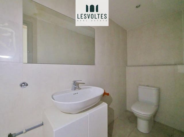 3 bedroom Business for rent in Palafrugell - € 900 (Ref: 10086536)