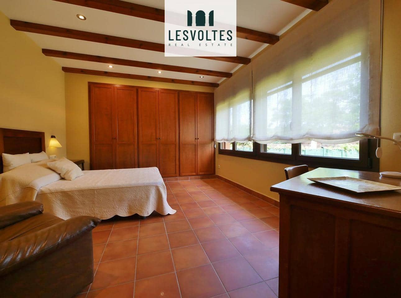 6 Zimmer Villa zu verkaufen in Mont-ras mit Pool - 1.100.000 € (Ref: 10086541)