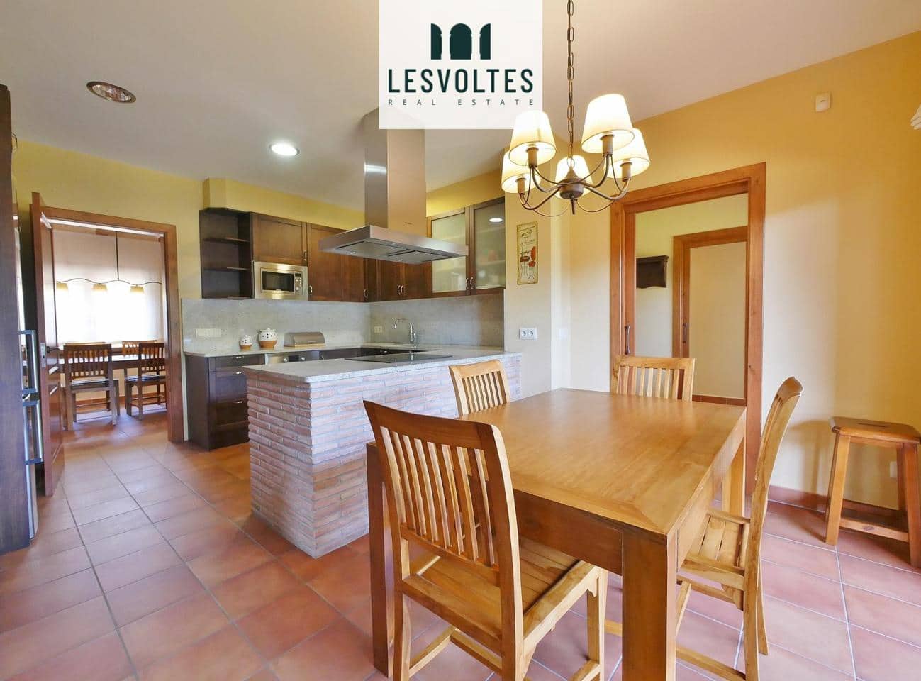 6 Zimmer Villa zu verkaufen in Mont-ras mit Pool - 1.100.000 € (Ref: 10086541)