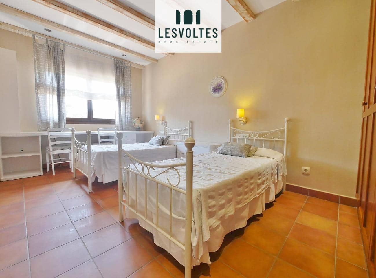 6 Zimmer Villa zu verkaufen in Mont-ras mit Pool - 1.100.000 € (Ref: 10086541)