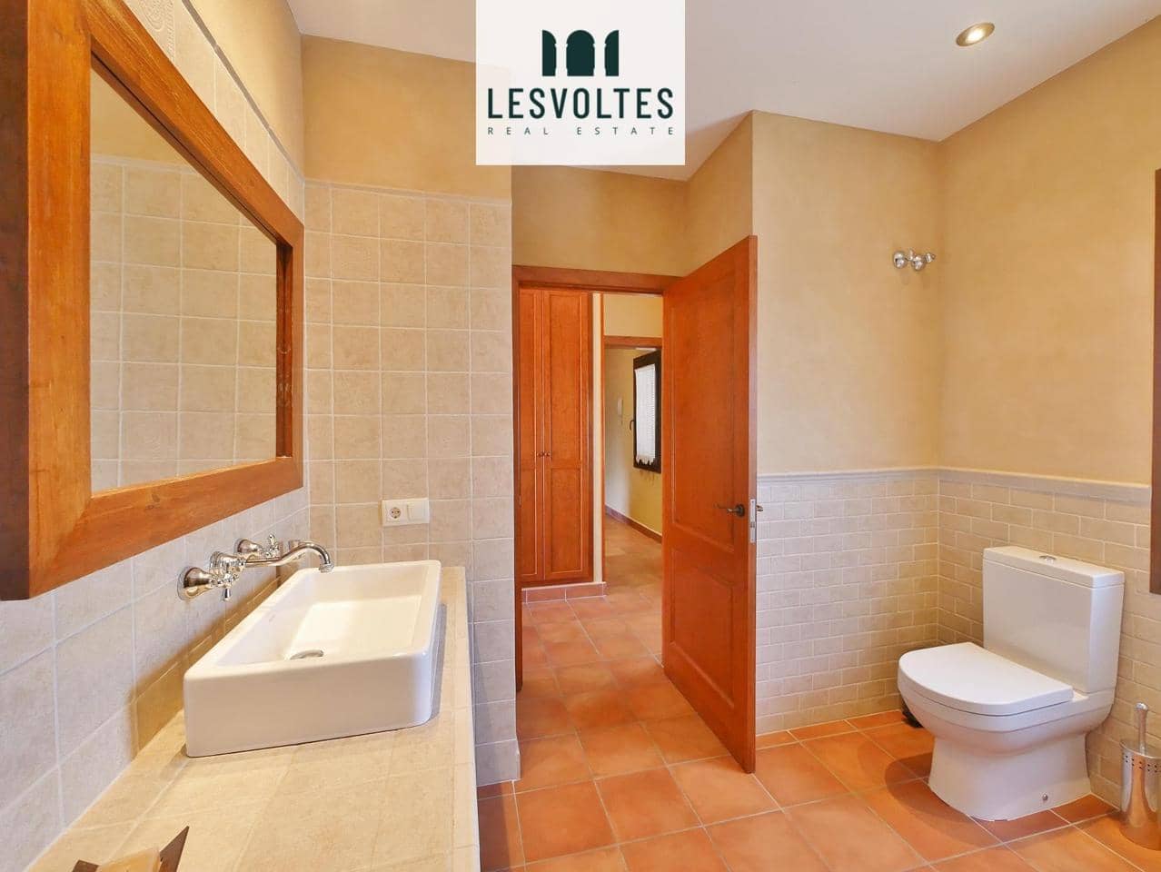 6 Zimmer Villa zu verkaufen in Mont-ras mit Pool - 1.100.000 € (Ref: 10086541)