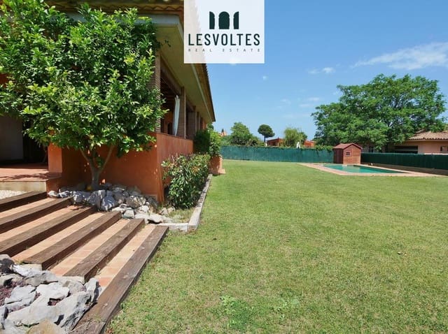6 Zimmer Villa zu verkaufen in Mont-ras mit Pool - 1.100.000 € (Ref: 10086541)