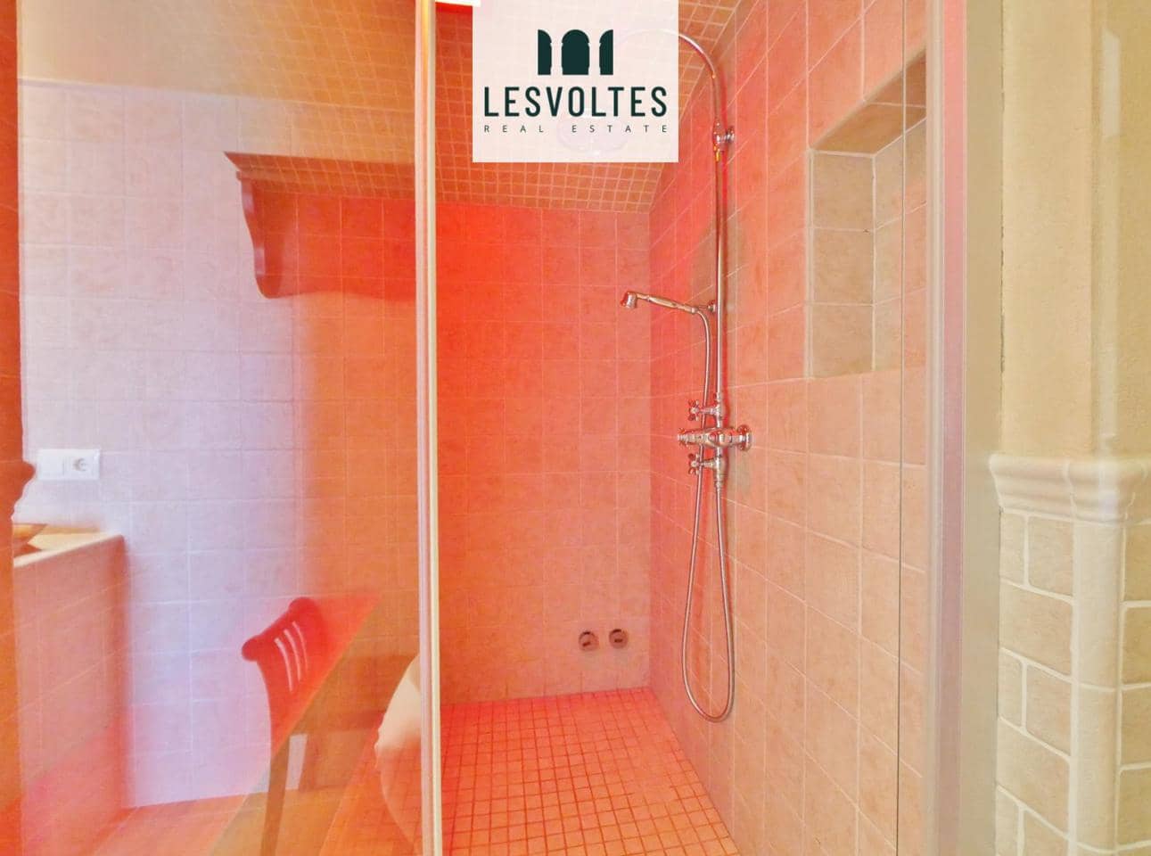 6 Zimmer Villa zu verkaufen in Mont-ras mit Pool - 1.100.000 € (Ref: 10086541)