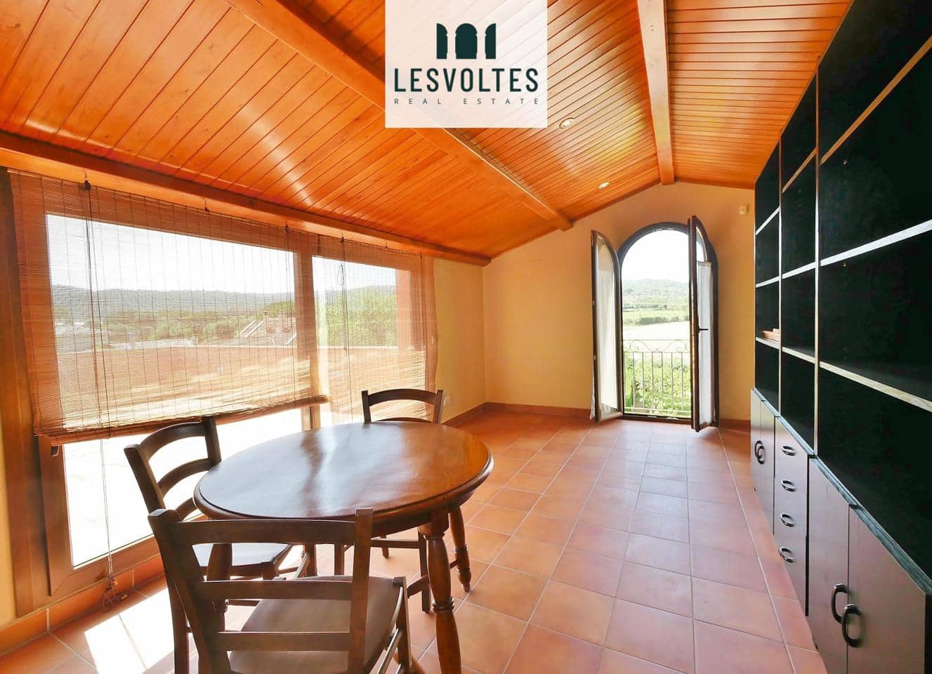6 Zimmer Villa zu verkaufen in Mont-ras mit Pool - 1.100.000 € (Ref: 10086541)