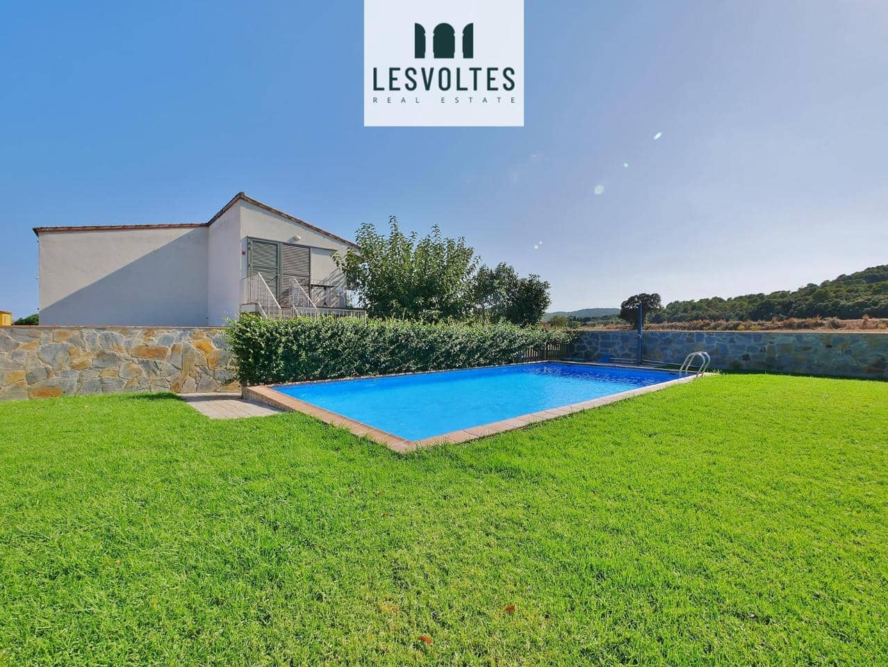 Appartement de 2 chambres à louer à Palafrugell avec piscine garage - 850 € (Ref: 10086542)