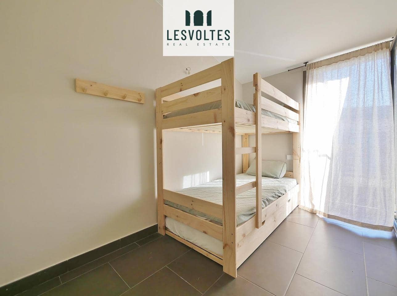 Appartement de 2 chambres à louer à Palafrugell avec piscine garage - 850 € (Ref: 10086542)