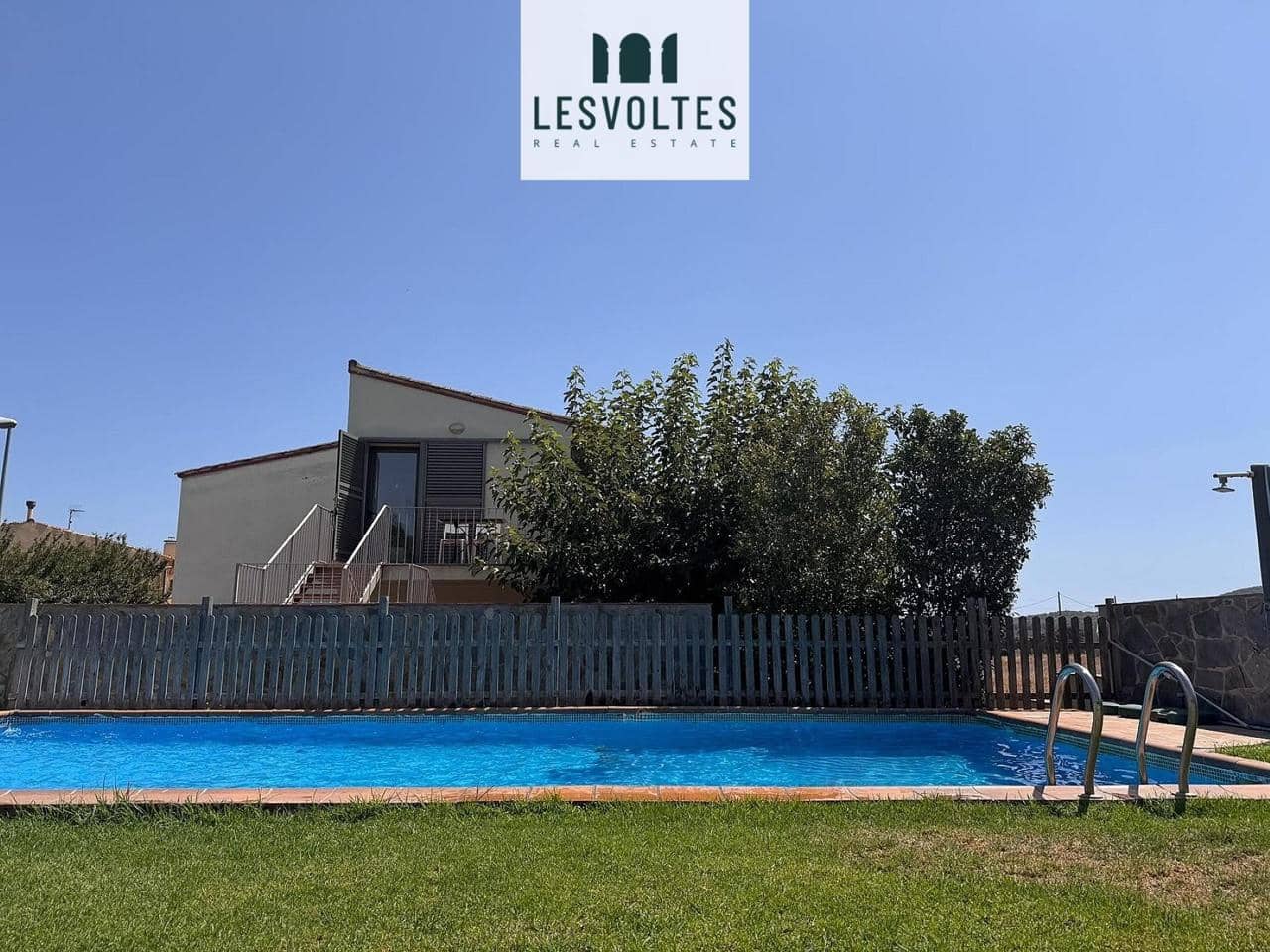 Appartement de 2 chambres à louer à Palafrugell avec piscine garage - 850 € (Ref: 10086542)