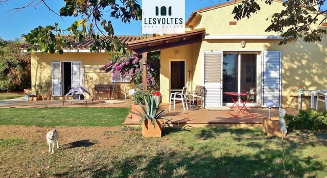 5 Zimmer Villa zu verkaufen in Albons mit Pool Garage - 595.000 € (Ref: 10086546)