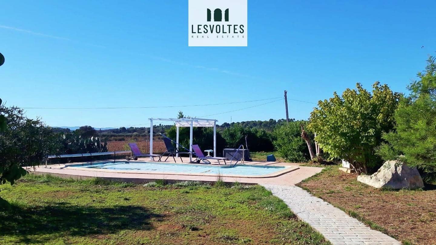 5 Zimmer Villa zu verkaufen in Albons mit Pool Garage - 595.000 € (Ref: 10086546)