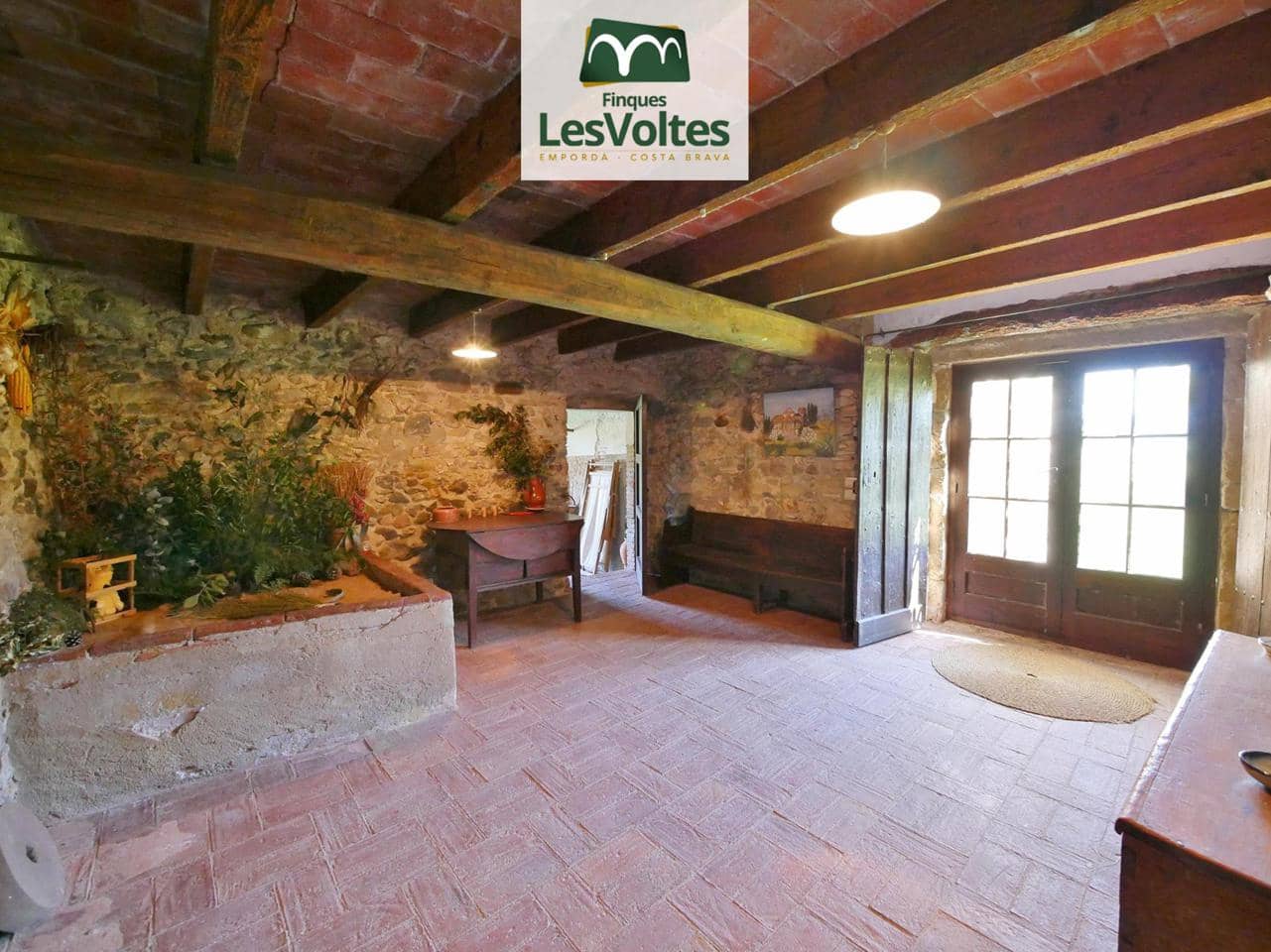 4 bedroom Villa for rent in Cruilles Monells i Sant Sadurni de I'Heura - € 1,100 (Ref: 10086547)