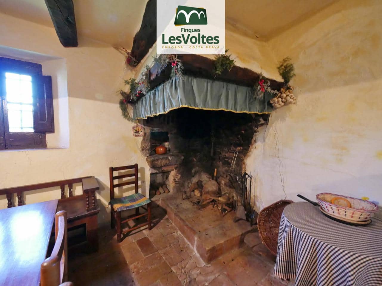 4 bedroom Villa for rent in Cruilles Monells i Sant Sadurni de I'Heura - € 1,100 (Ref: 10086547)