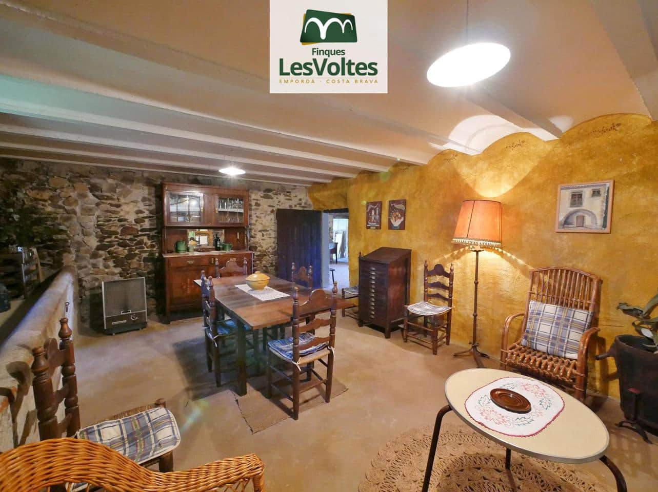 4 bedroom Villa for rent in Cruilles Monells i Sant Sadurni de I'Heura - € 1,100 (Ref: 10086547)