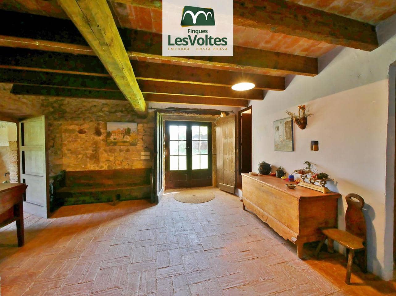4 bedroom Villa for rent in Cruilles Monells i Sant Sadurni de I'Heura - € 1,100 (Ref: 10086547)