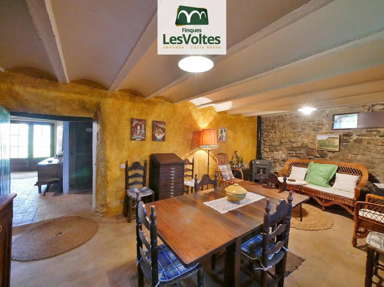 4 bedroom Villa for rent in Cruilles Monells i Sant Sadurni de I'Heura - € 1,100 (Ref: 10086547)