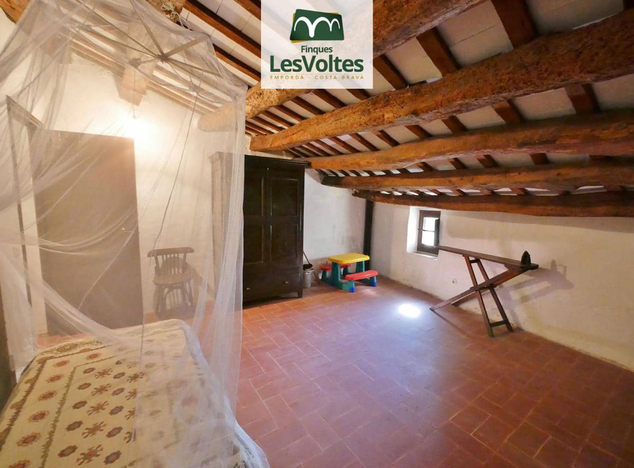 4 bedroom Villa for rent in Cruilles Monells i Sant Sadurni de I'Heura - € 1,100 (Ref: 10086547)