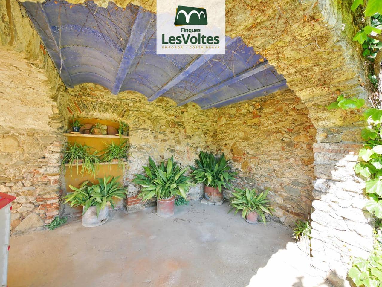 4 bedroom Villa for rent in Cruilles Monells i Sant Sadurni de I'Heura - € 1,100 (Ref: 10086547)