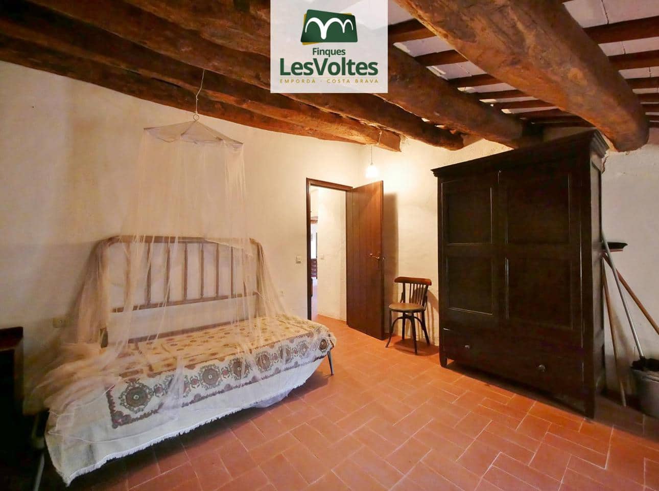 4 bedroom Villa for rent in Cruilles Monells i Sant Sadurni de I'Heura - € 1,100 (Ref: 10086547)