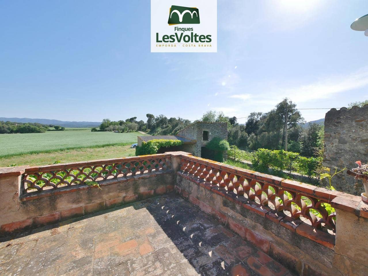 4 bedroom Villa for rent in Cruilles Monells i Sant Sadurni de I'Heura - € 1,100 (Ref: 10086547)