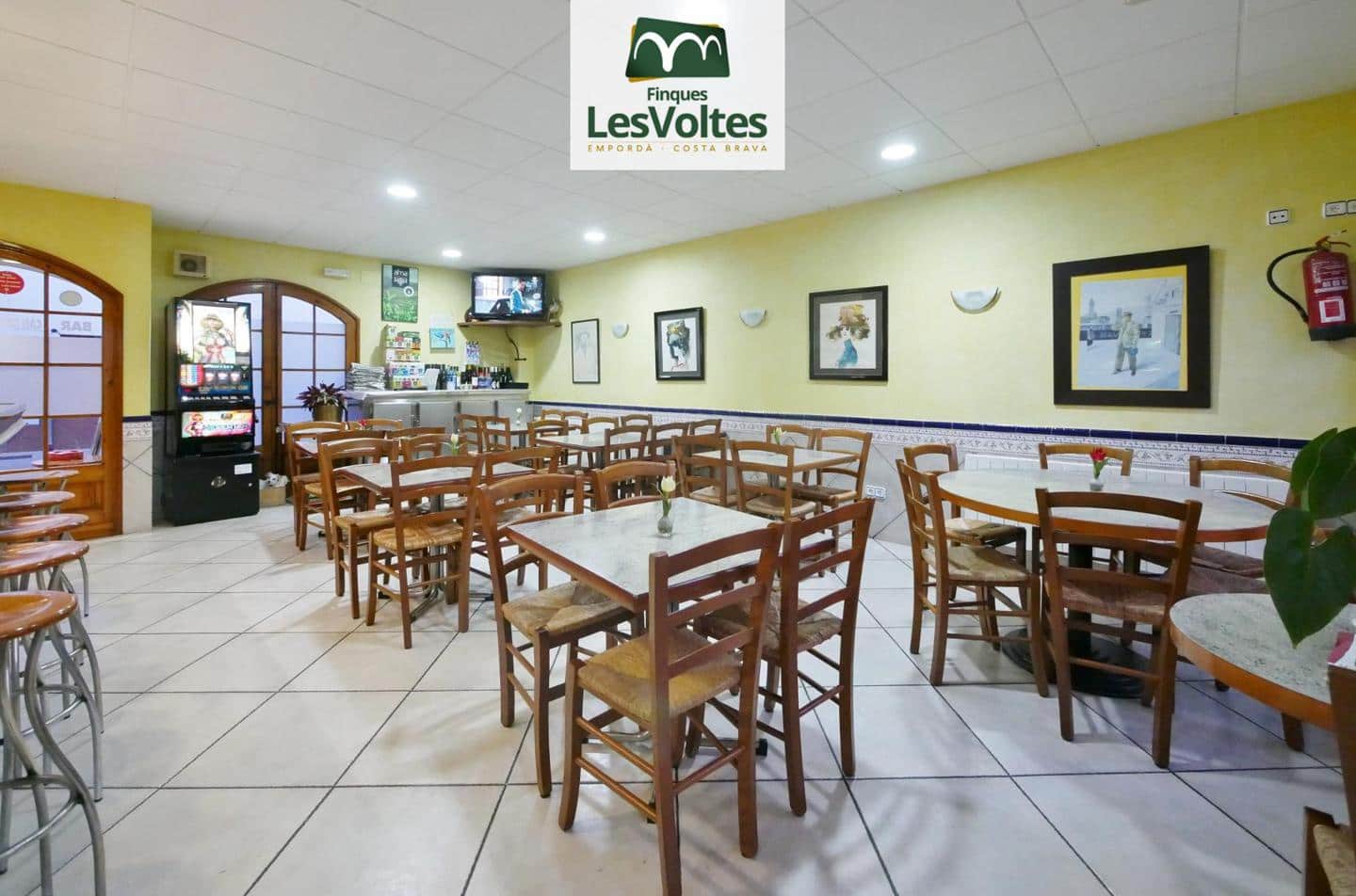 2 bedroom Business for rent in Mont-ras - € 1,000 (Ref: 10086548)