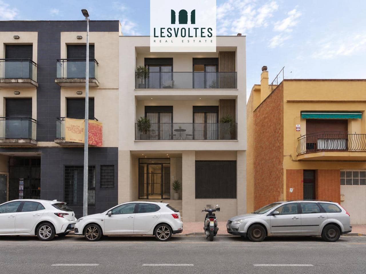 Mark till salu i Palamos - 320 000 € (Ref: 10104290)