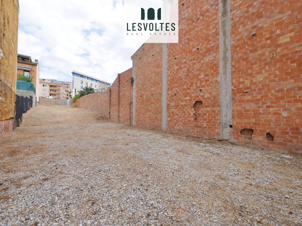 Mark till salu i Palamos - 320 000 € (Ref: 10104290)
