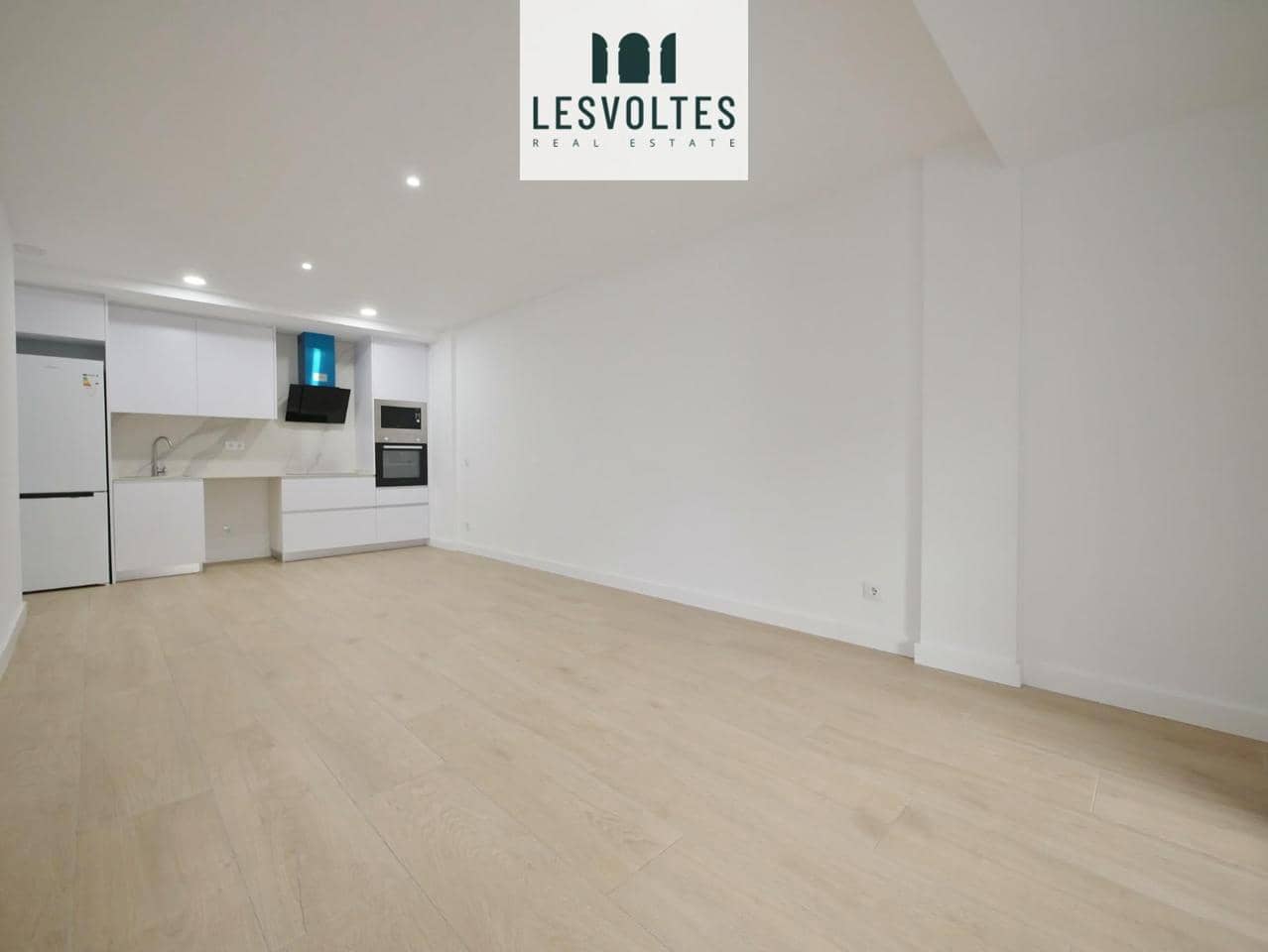 3 bedroom Flat for rent in Palafrugell with garage - € 1,300 (Ref: 10113272)