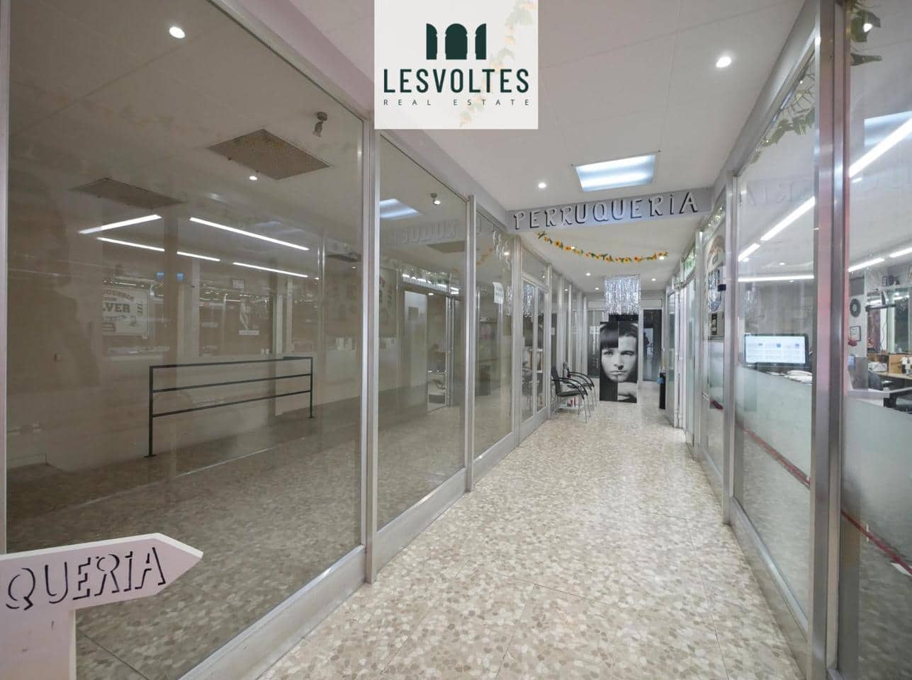 2 bedroom Business for sale in Palafrugell - € 50,000 (Ref: 10113273)