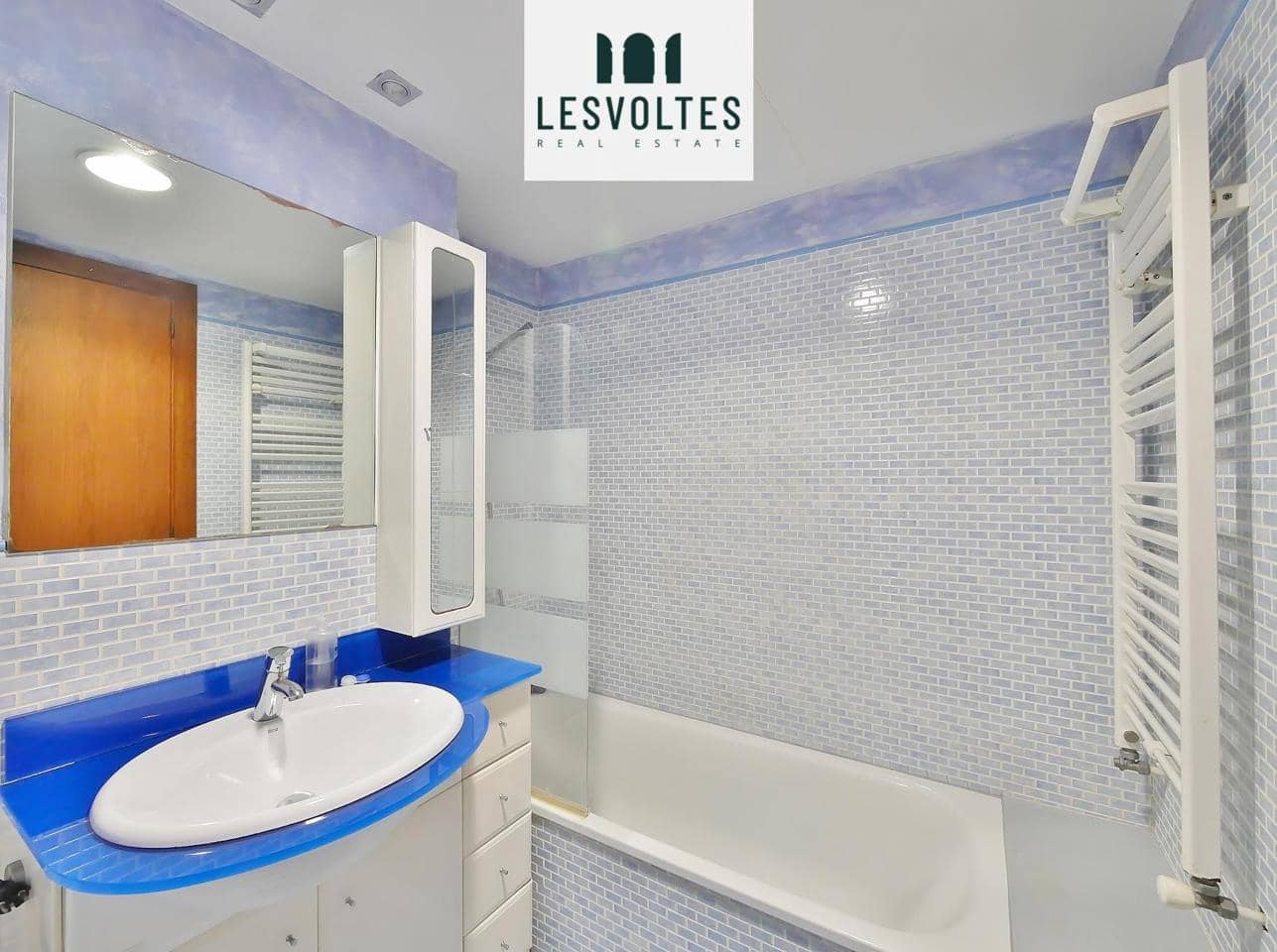 4 bedroom Villa for sale in Palafrugell with garage - € 399,000 (Ref: 10130618)