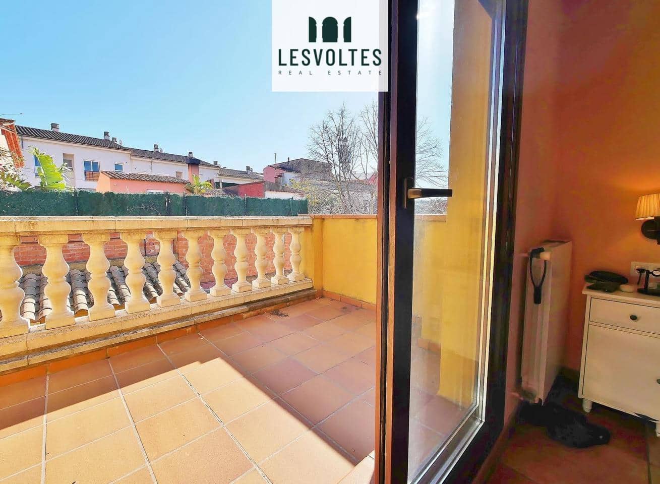 4 bedroom Villa for sale in Palafrugell with garage - € 399,000 (Ref: 10130618)